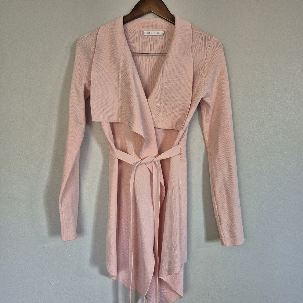 Slide Show Soft Pink Self Tie Sweater Wide Lapel Size 10 - Picture 9 of 9